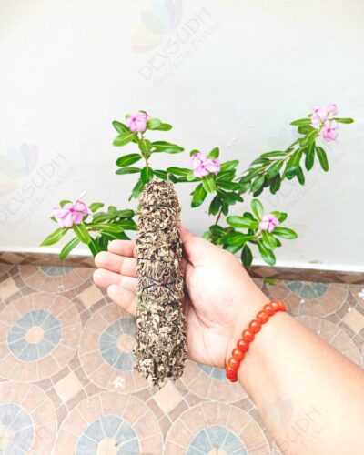 Himalayan Mugwort (Black Sage) Smudge Stick