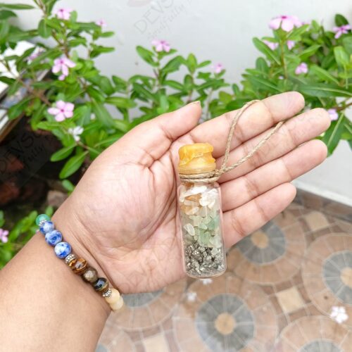 Money Magnet Spell Jar (Hangable and Sealed with beeswax)